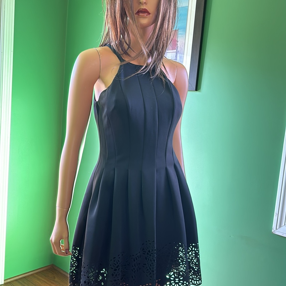 🖤🖤NWOT Vince Camuto Sleeveless Dresss🖤🖤